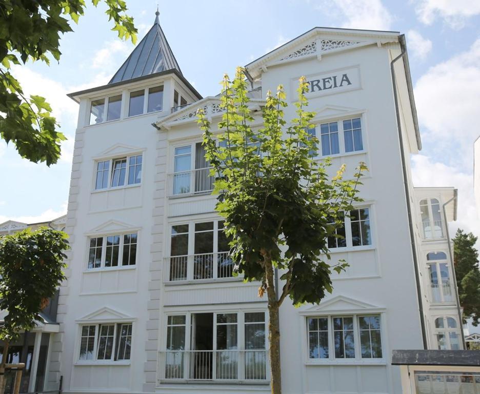 Fewo Direkt Am Strand Mit Suedbalkon, Villa Freia 13, Binz Exteriör bild